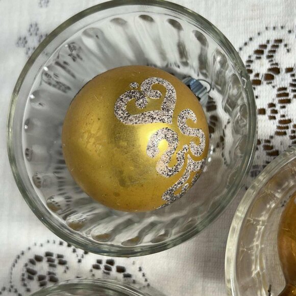 MCM Shiny Brite gold & glitter ornaments - Picture 8 of 10